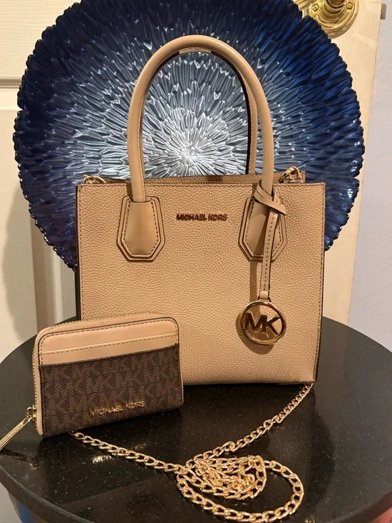 Michael Kors Tan Mercer Crossbody Bag NO WALLET w/ Chain Strap - Picture 1 of 10